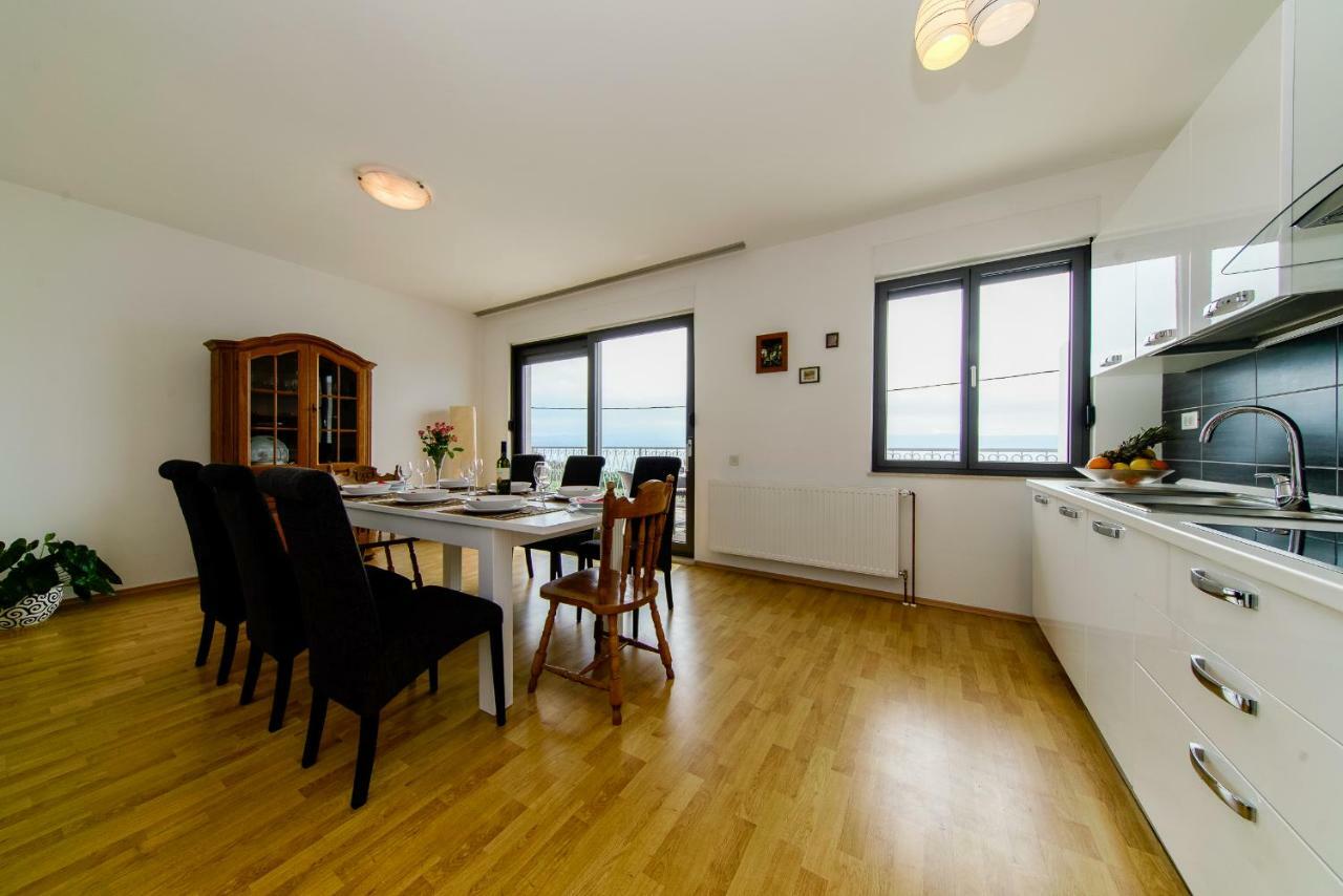 Apartments L&L 두기라트 외부 사진